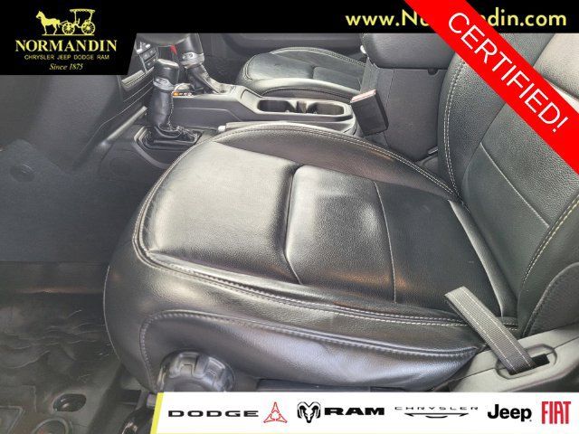 Certified 2022 Jeep Wrangler Unlimited Sahara AWD/4WD image 17