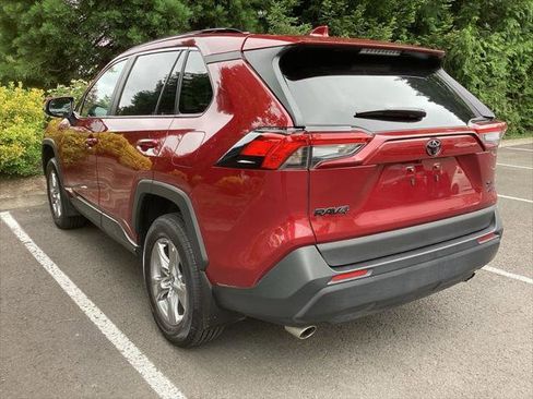Certified 2024 Toyota RAV4 XLE w/ Convenience Package AWD/4WD image 10