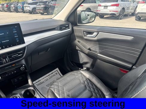 Used 2023 Ford Escape SE w/ PHEV Premium Package FWD image 12