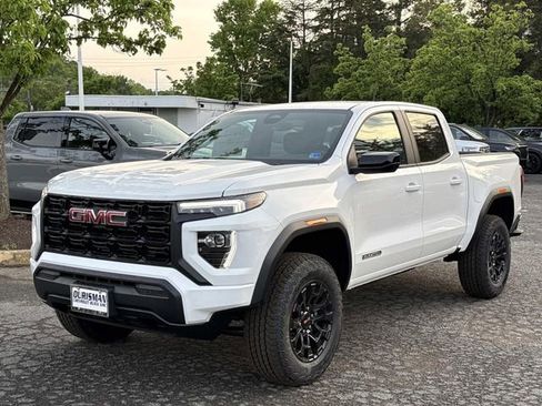 New 2026 GMC Canyon Elevation RWD image 5