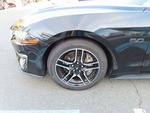 Used 2021 Ford Mustang GT image 12