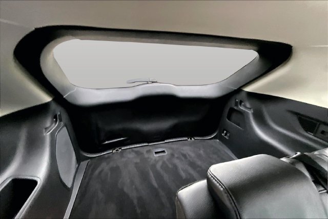 Used 2024 Ford Edge Titanium AWD/4WD image 30