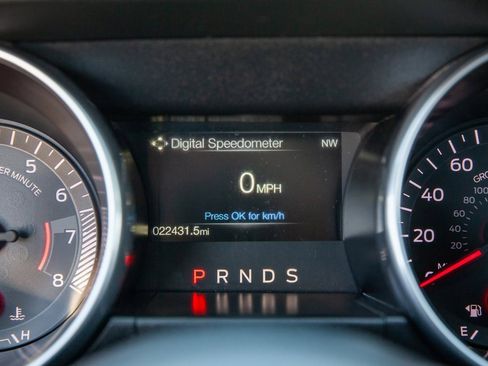 Used 2019 Ford Mustang Coupe image 17