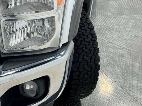 Used 2014 Ford F250 Lariat w/ Chrome Package AWD/4WD image 39