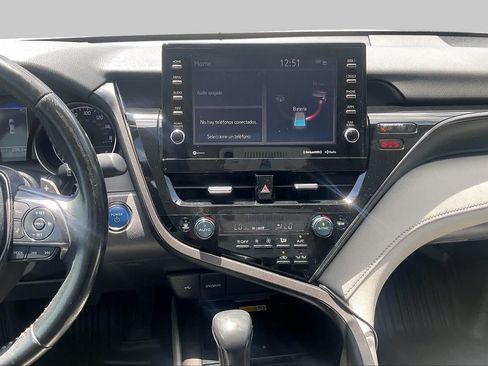 Used 2022 Toyota Camry SE w/ Audio Upgrade Package FWD image 7