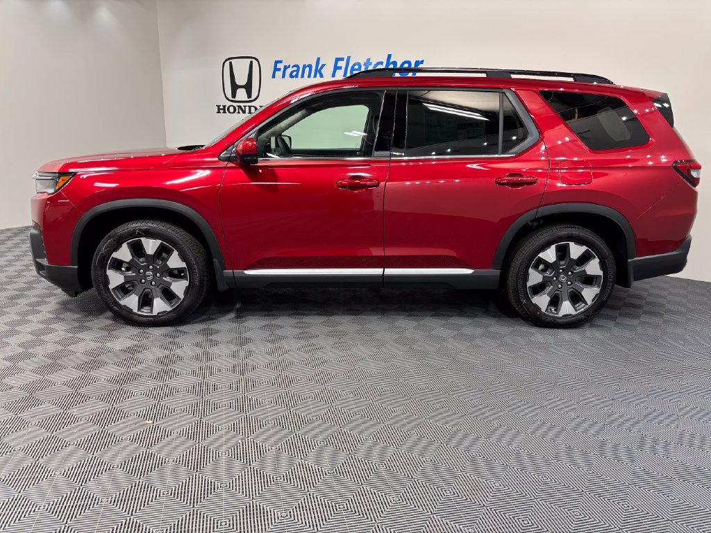 New 2026 Honda Pilot Touring image 3