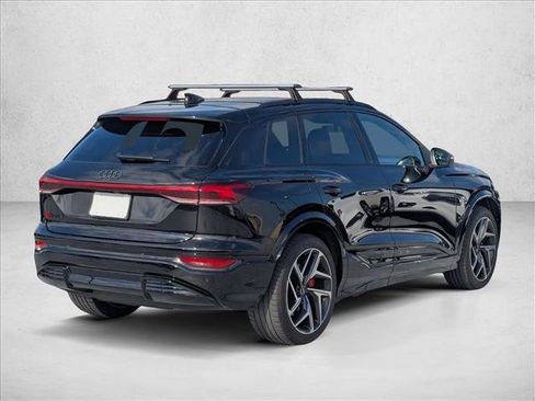 Used 2025 Audi SQ6 e-tron Premium Plus AWD/4WD image 5