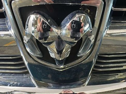 Used 2011 RAM 1500 Big Horn AWD/4WD image 9