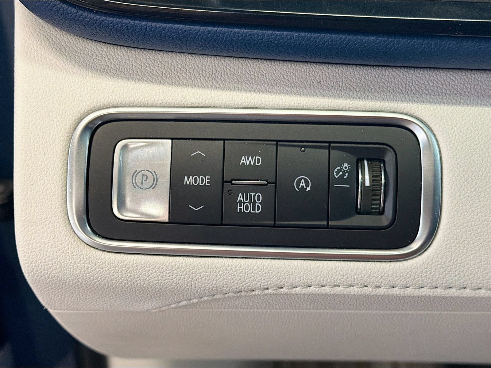 Used 2026 Buick Enclave Avenir w/ Super Cruise Package AWD/4WD image 10