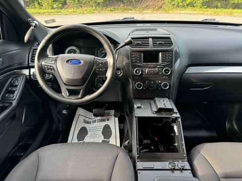 Used 2016 Ford Explorer 4WD Police Interceptor image 9