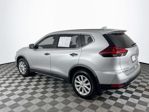 Used 2018 Nissan Rogue S FWD image 6