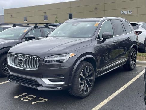 Used 2023 Volvo XC90 B6 Plus w/ Protection Package Premier AWD/4WD image 2