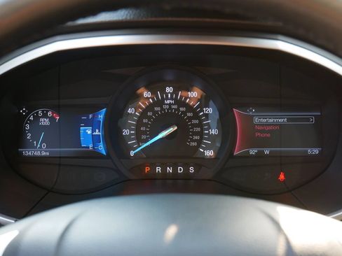 Used 2016 Ford Edge SEL w/ Equipment Group 201A FWD image 19