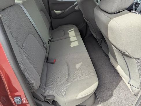 Used 2021 Nissan Frontier SV RWD image 14