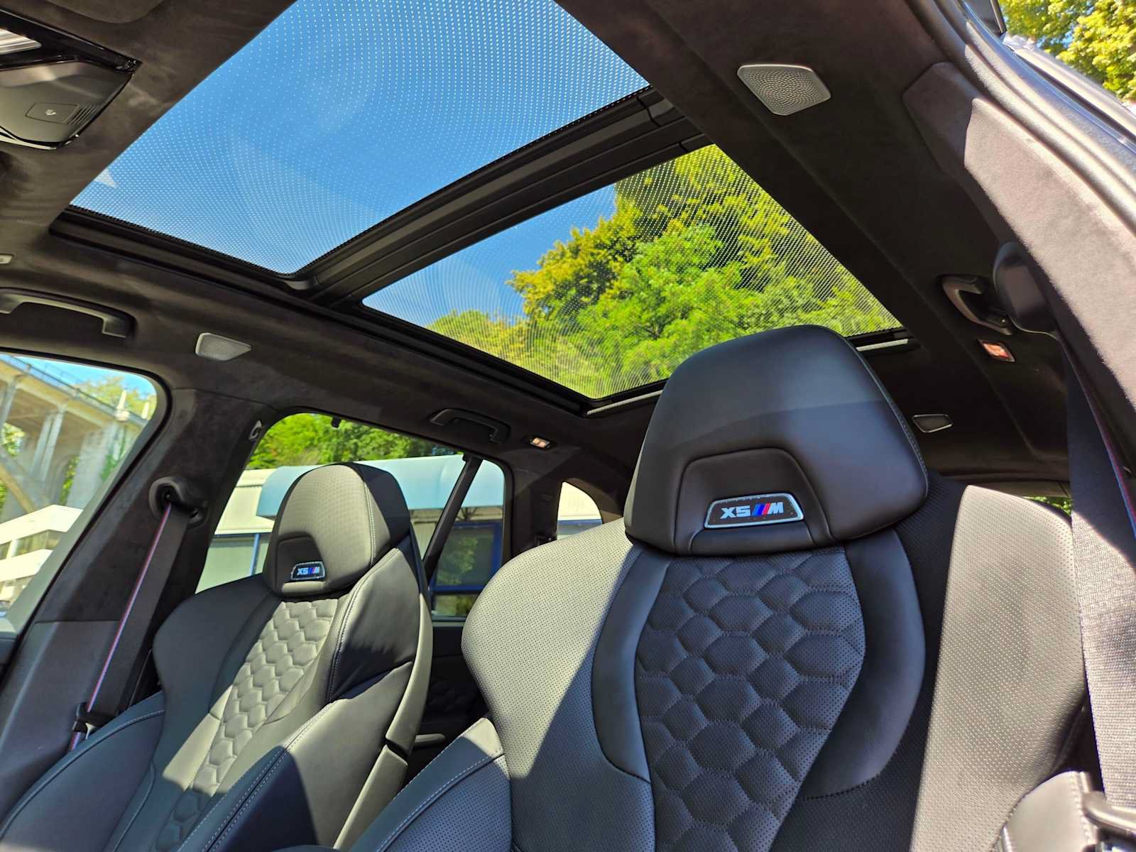 New 2026 BMW X5 M Competition w/ Executive Package AWD/4WD image 23