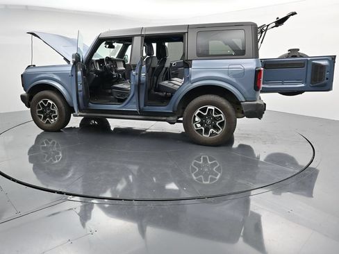 Used 2024 Ford Bronco Outer Banks AWD/4WD image 28