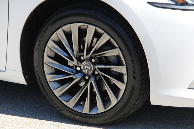 Used 2019 Lexus ES 350 w/ Accessory Package FWD image 13