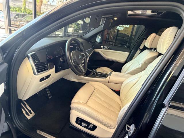 Used 2021 BMW X5 sDrive40i w/ M Sport Package RWD image 23