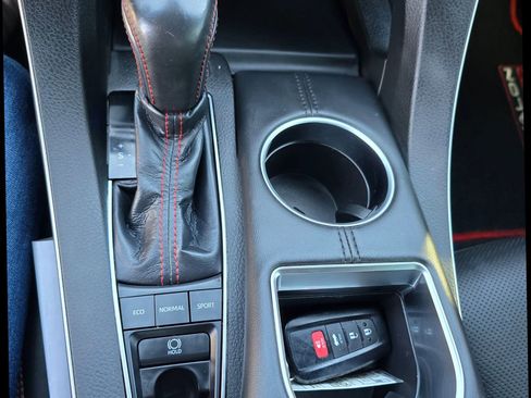 Used 2021 Toyota Avalon TRD image 28