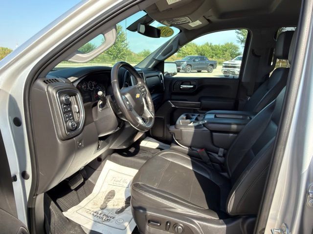 Used 2020 Chevrolet Silverado 1500 LTZ AWD/4WD image 20