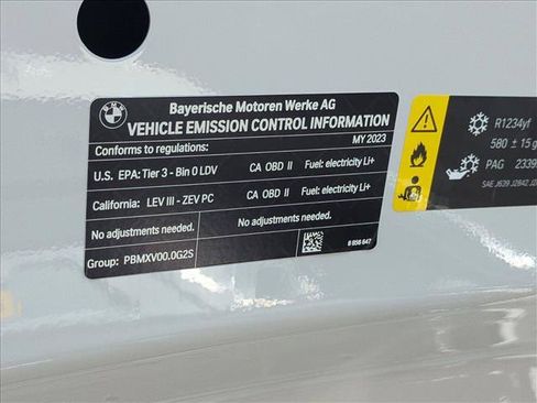 Used 2023 BMW i4 eDrive40 w/ Premium Package RWD image 27