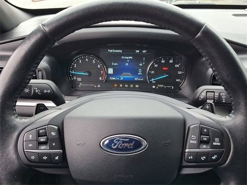Used 2020 Ford Explorer XLT w/ Equipment Group 202A image 20