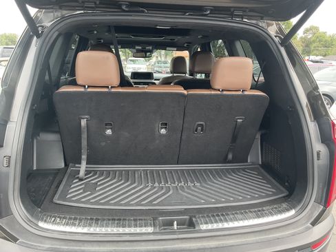 Used 2020 Kia Telluride SX w/ SX Prestige Package AWD/4WD image 13