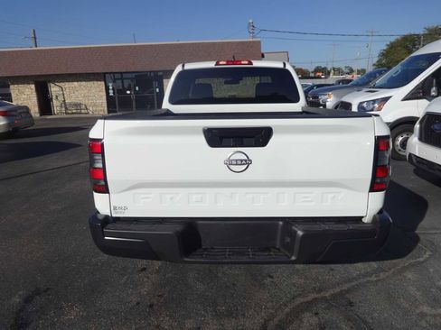 Used 2024 Nissan Frontier S w/ S Utility Package image 6