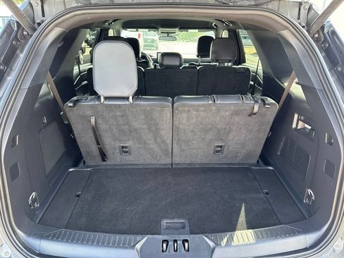Used 2025 Ford Explorer ST-Line w/ ST-Line Street Pack AWD/4WD image 44