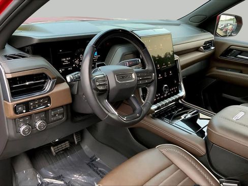 Used 2026 GMC Yukon XL Denali Ultimate AWD/4WD image 15