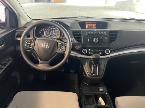 Used 2015 Honda CR-V LX image 6