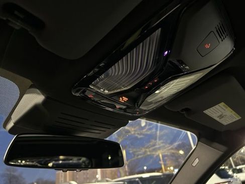 Used 2025 BMW X5 xDrive40i w/ Premium Package image 23