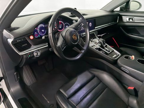 Certified 2023 Porsche Panamera Platinum Edition w/ Sport Chrono Package image 4