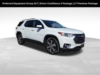 Used 2020 Chevrolet Traverse LT w/ LT Premium Package image 1