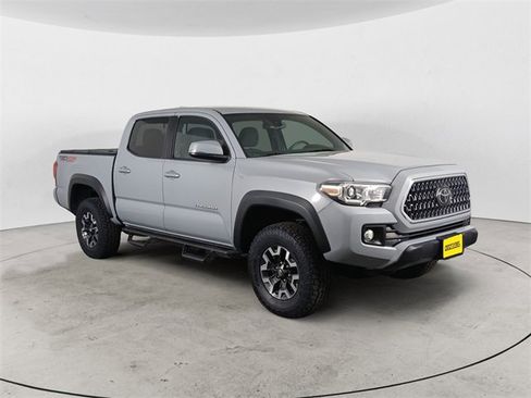Used 2019 Toyota Tacoma TRD Off-Road image 5