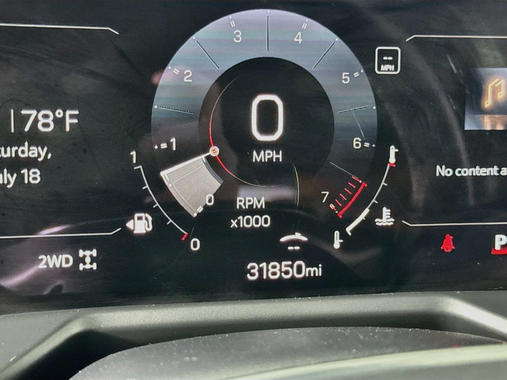 Used 2025 GMC Acadia AT4 w/ Luxury Package AWD/4WD image 27