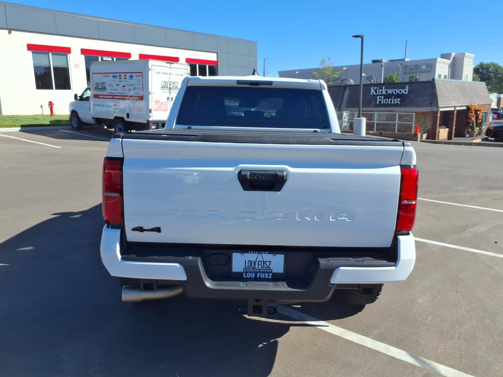 Used 2024 Toyota Tacoma TRD Sport AWD/4WD image 25