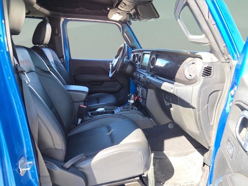 Used 2021 Jeep Wrangler Unlimited Rubicon w/ Dual Top Group image 22