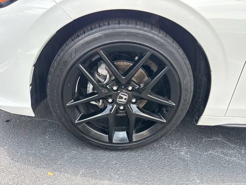 Certified 2025 Honda Civic Sport image 10