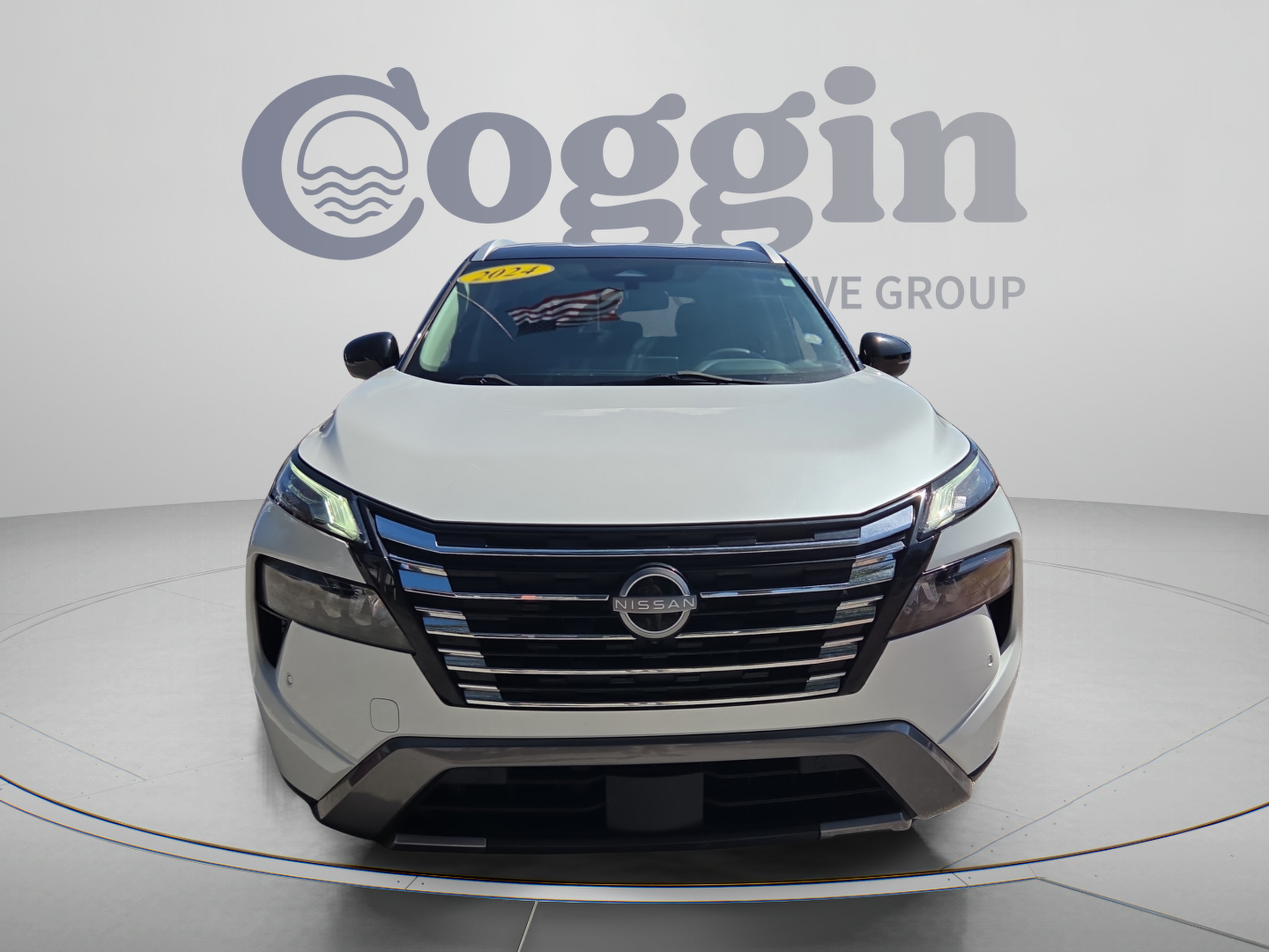 Used 2024 Nissan Rogue SL FWD image 8