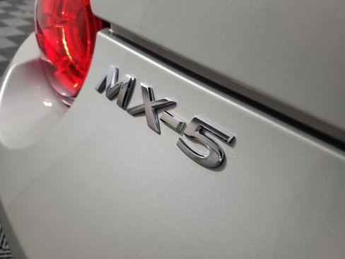 Used 2023 MAZDA MX-5 Miata Grand Touring image 8