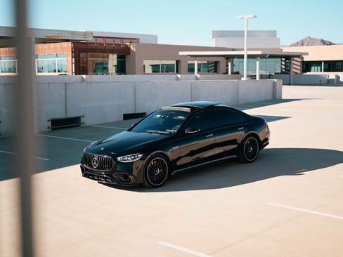 Used 2024 Mercedes-Benz S 63 AMG S image 18