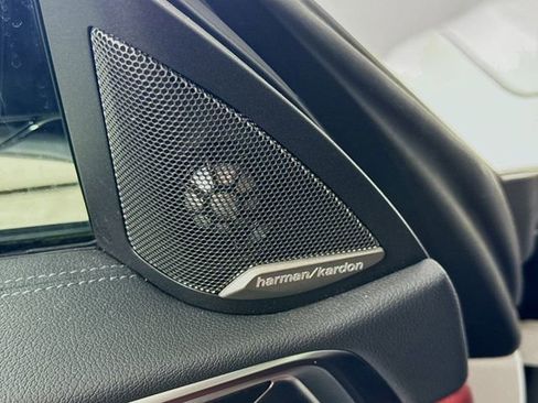 Used 2021 BMW 440i xDrive Coupe w/ Premium Package image 19