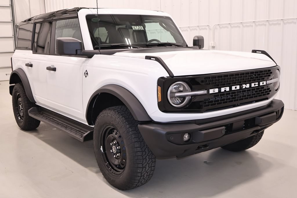 New 2026 Ford Bronco Outer Banks AWD/4WD image 3