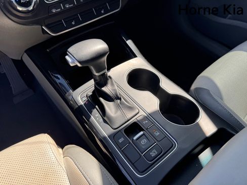 Used 2020 Kia Sorento SX image 23