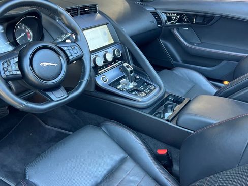 Used 2020 Jaguar F-TYPE Convertible RWD image 13