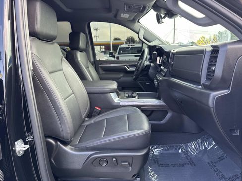 Used 2025 Chevrolet Silverado 2500 LTZ w/ Trail Boss Package image 30