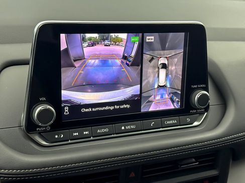 Used 2026 Nissan Rogue Dark Armor FWD image 18