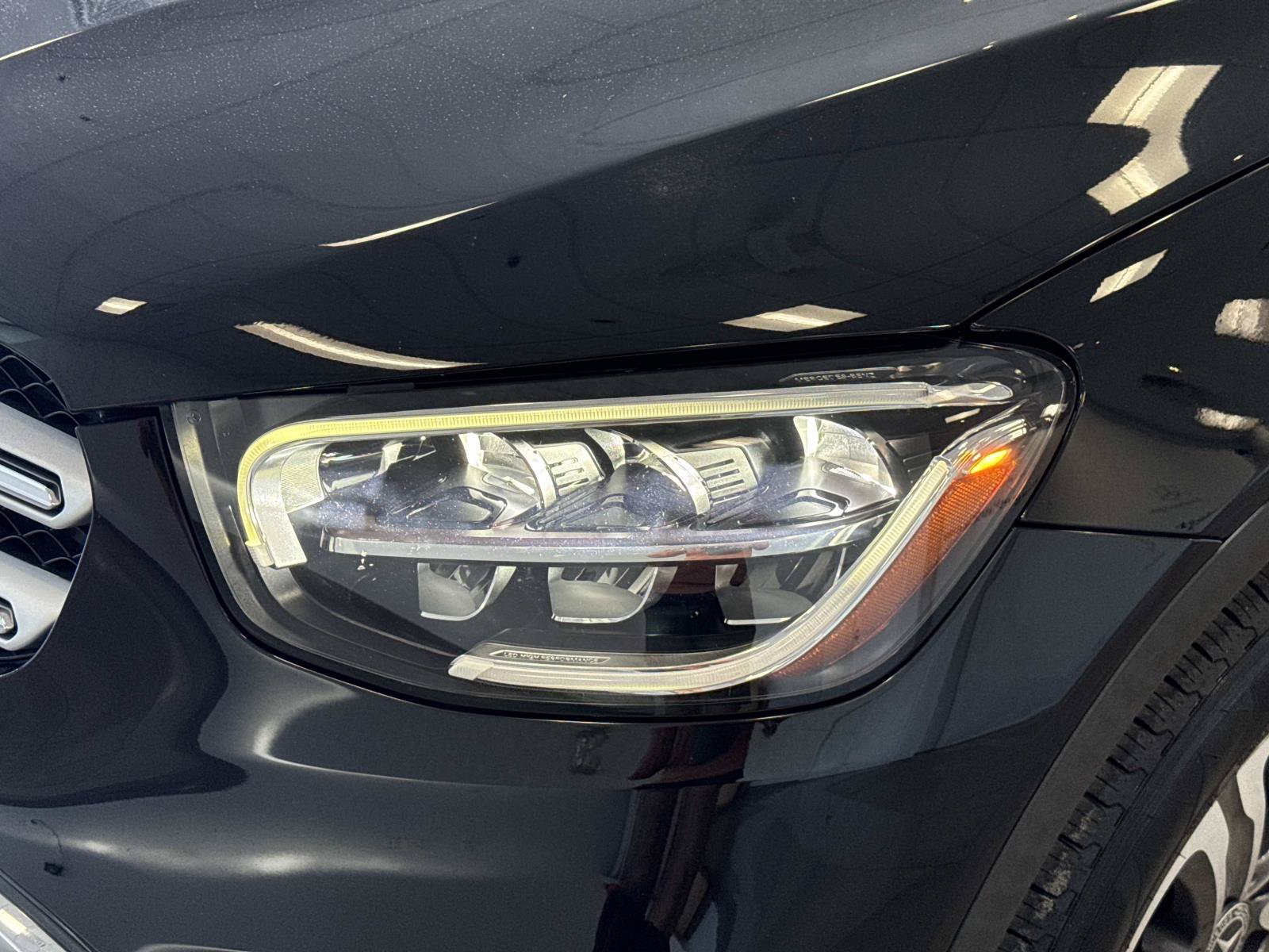 Certified 2022 Mercedes-Benz GLC 300 image 30