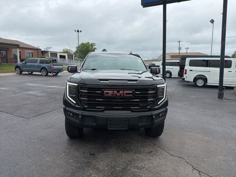 Used 2024 GMC Sierra 1500 AT4X AWD/4WD image 3